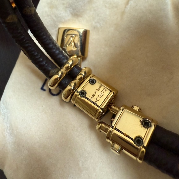 Louis Vuitton Monogram Brasle Keepit Twice Bracelet - Picture 5 of 8